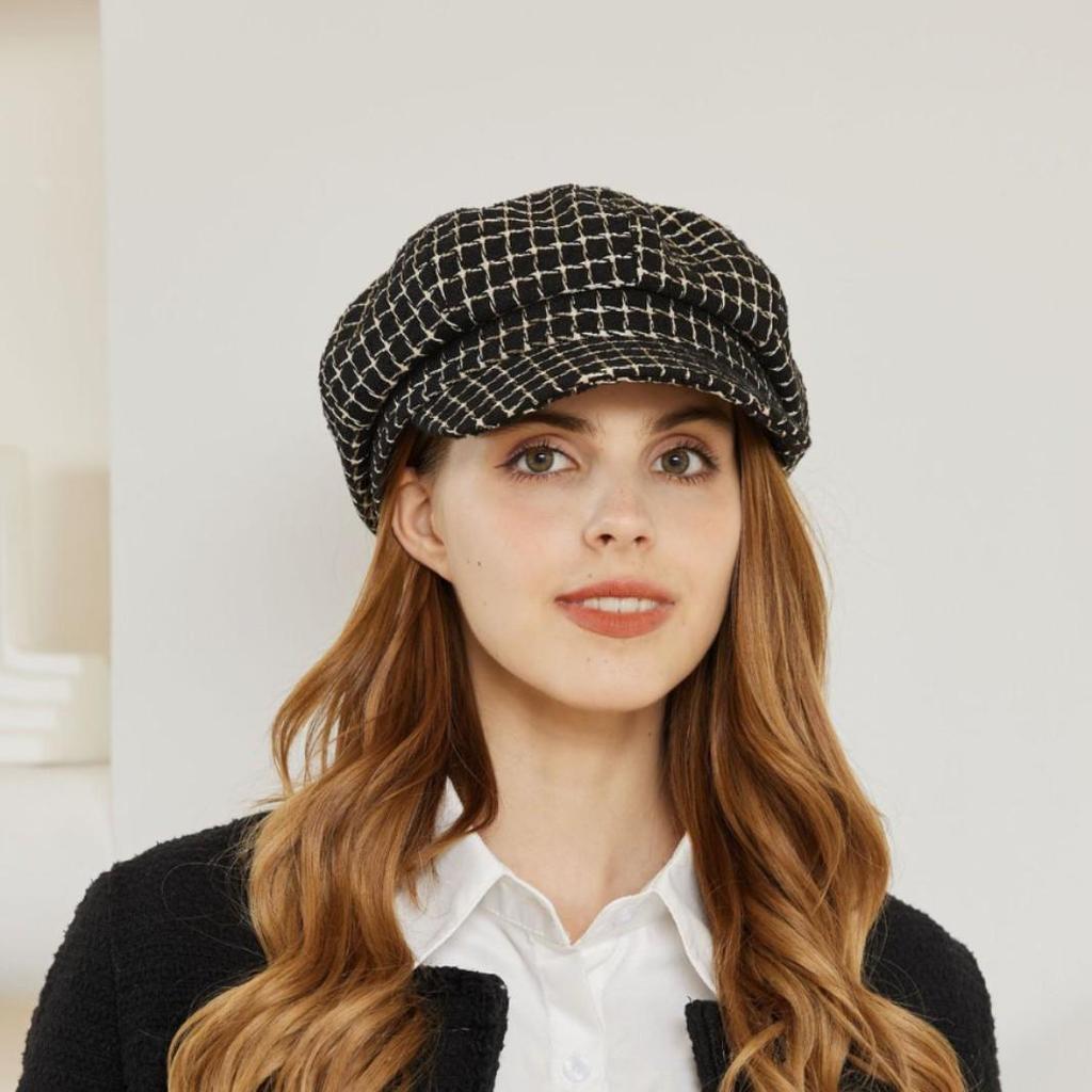 Женская ретро восьмиугольная кепка в британскую клетку: Универсальный весенне-осенний берет с широкими полями для создания непринужденного, литературного образа.