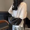 Плечо 2025 Универсальная сумка-мессенджер Корейское издание Сумка с чувством тренда Нишевая ins Пельмени Зимняя мода Складная сумка