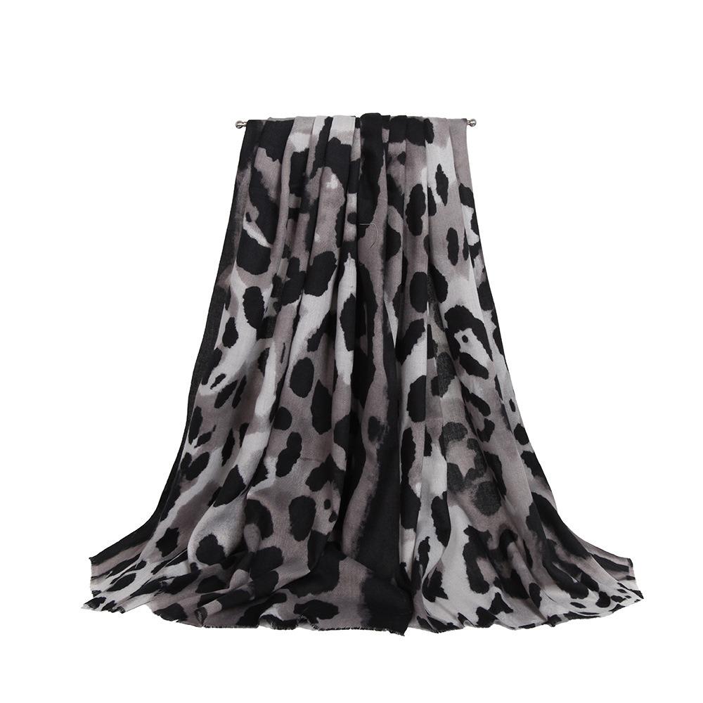 Wool Women's Shawl Leopard Print Lady Scarves Wraps Fashion Foulard Pashmina Hijabs Hijab Use