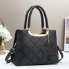 Trendy Color Block Handbag For Women 2024 Spacious Pu Shoulder Bag For Daily Use