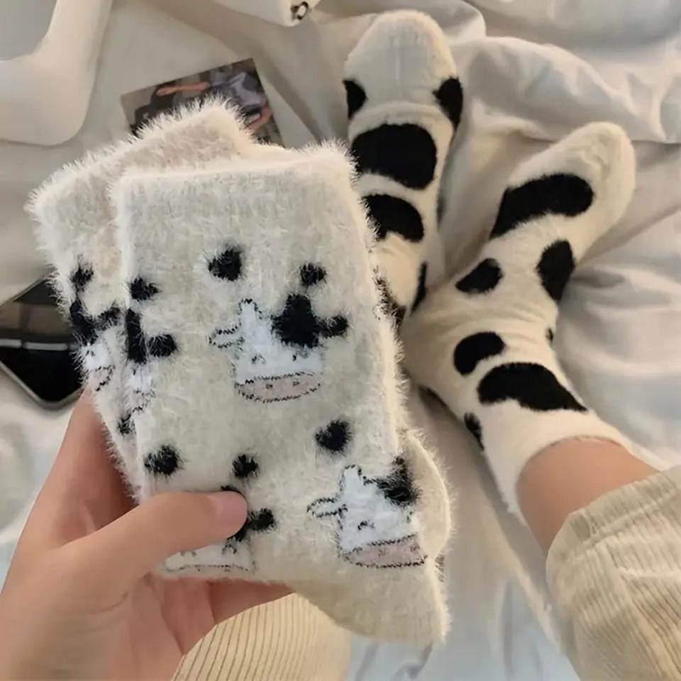 1 Pairs Women's Plush Mid Length Socks Kawaii Dairy Cattle Thickening Mink Wool Sweet Soft Warm Stay At Home Women's Floor Socks
