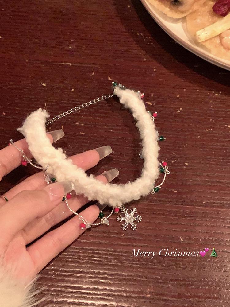 2024 Snowflake Double Layer Necklace: Women's Plush Choker Chain - Perfect Winter Accessory