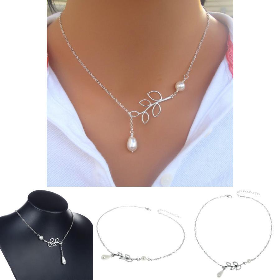 Chic And Stylish Alloy Leaf Pearl Necklace Perfect For Summer Fashion Trends