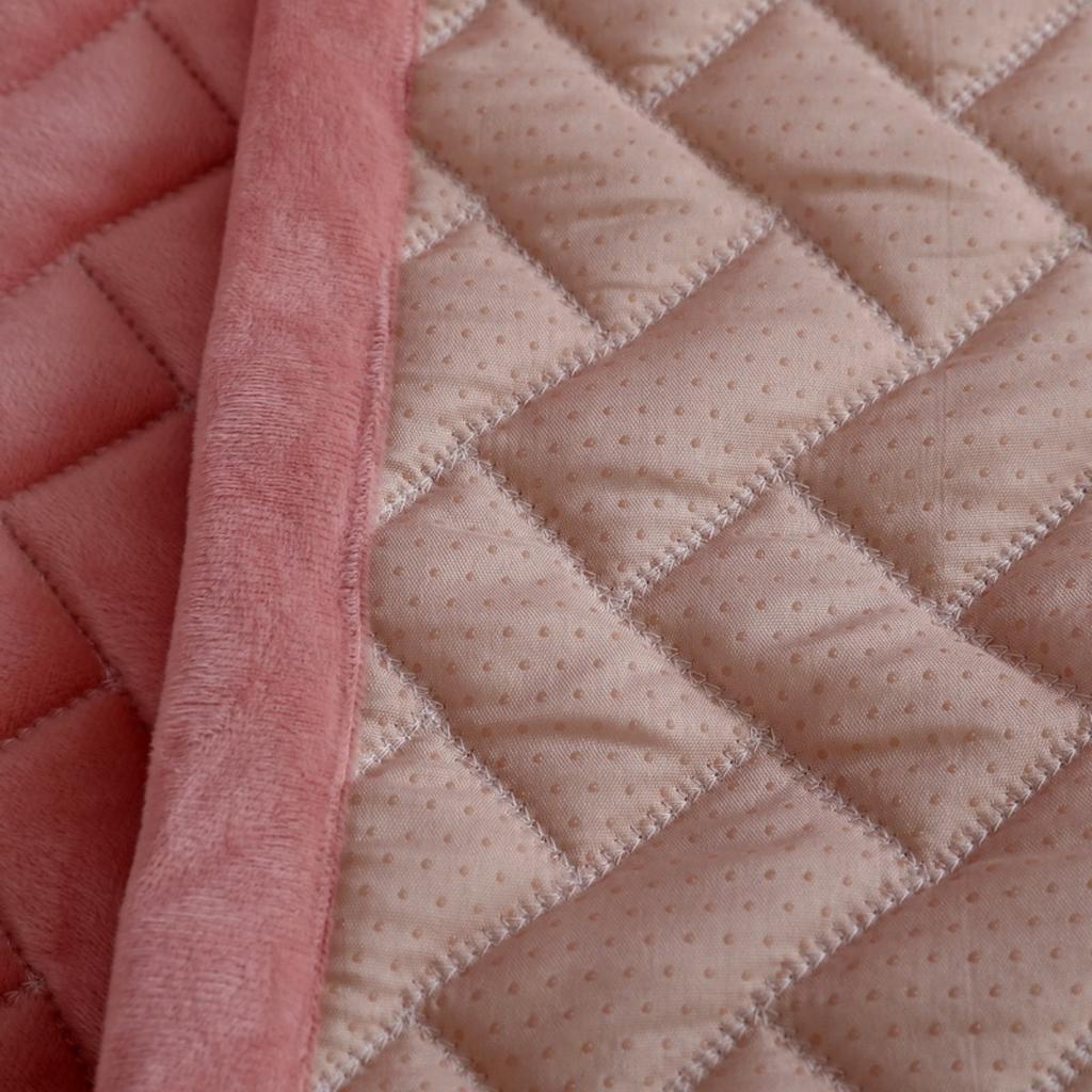 Летний охлаждающий тканевый стеганый противоскользящий чехол для дивана в гостиную, летний дышащий чехол для дивана из ледяного шелка, полотенце