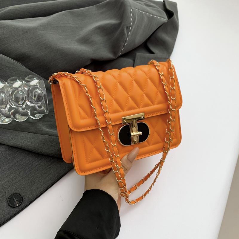 Casual French Underarm Bag for Women New Trendy Fashion Chain Diamond Shaped Single Shoulder Small Square Bag Fashionable Crossbody