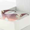 Y2K One-piece Fashion Fashion Sunglasses For Women Men Wrap Around Heart Gradient Sun Shades For Cycling Travel Beach Party For