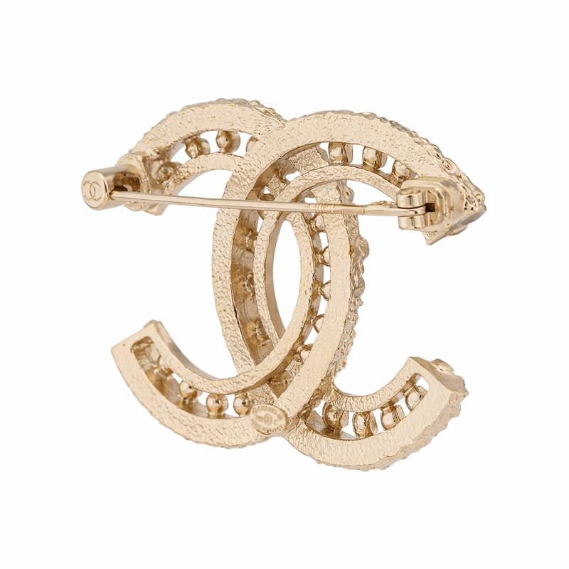 Chanel Модная Классическая Полая Металлическая Брошь с Логотипом Double C Женский Стиль