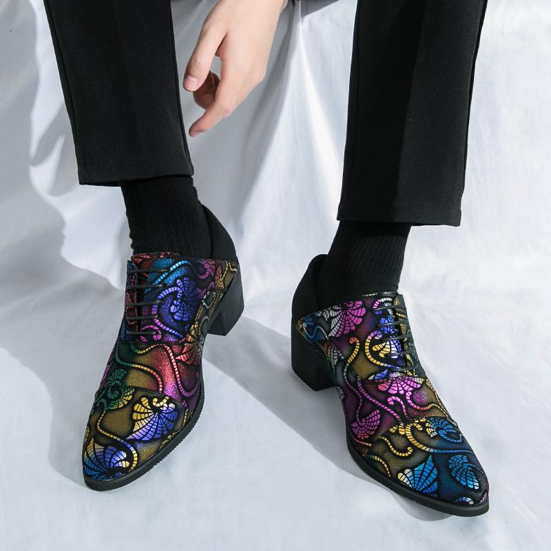 Высококачественные деловые туфли для мужчин Роскошные туфли на высоком каблуке Универсальные банкетные туфли Мужские туфли из спилка Модные принты