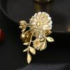 Daisy Brooch, High-End Fritillary Tide Personalized Women'S Pin, Elegant Clothes Accessories, Neckline Decorative Neckpin