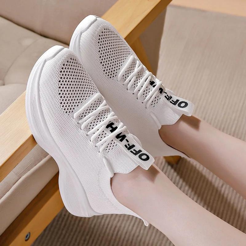 Модные повседневные кроссовки женские сетчатые ажурные дышащие удобные легкие кроссовки для женщин Zapatos De Mujer 2024