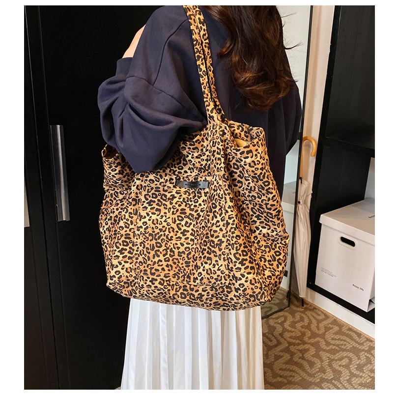 Ielgy Canvas Women Large Capacity Casual Leopard Print One-Shoulder Shopping Bag Class Commuter Tote Bag