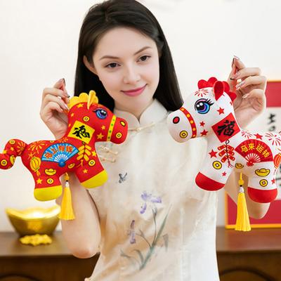 Плюшевая игрушка Лошадь Реалистичная мягкая кукла Национальный стиль Подвеска для сумки Мягкая лошадь Мягкое животное Брелок Год Лошади Украшение