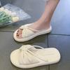 Female Sandals 2024 New Slippers Summer Explosion Stepping On Shit Feeling Indoor Non-slip Fairy Going Out Internet Celebrity Flat Bottom A-26