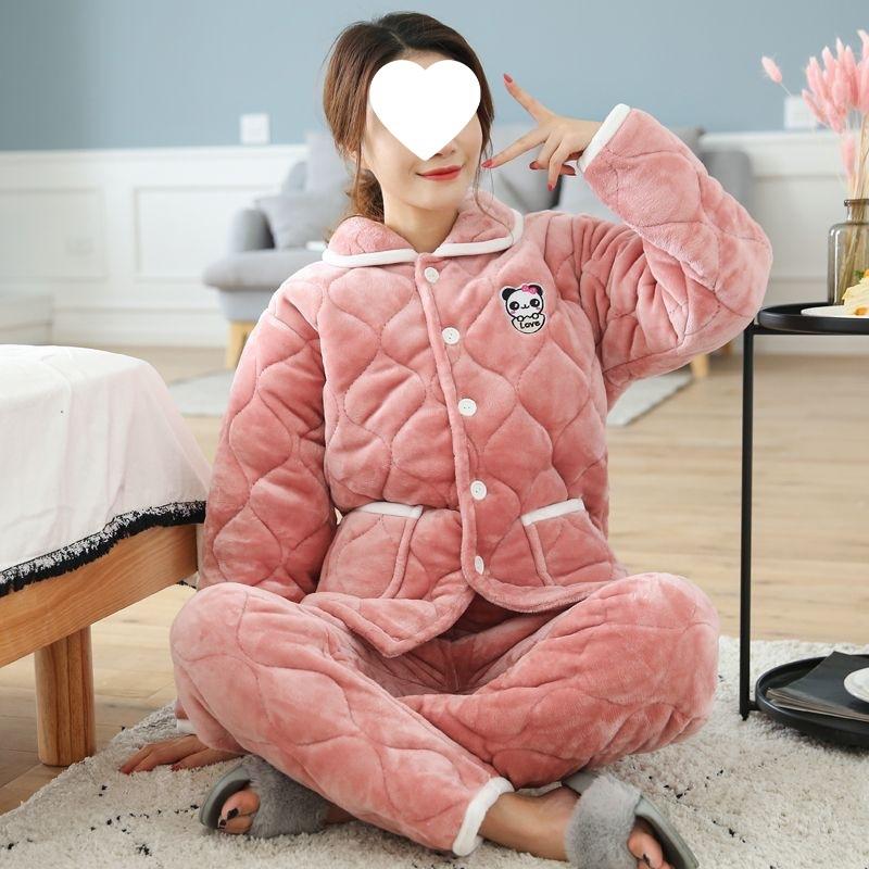 Пижама женская трехслойная утолщенная и милая зимняя можно носить больших размеров теплая стеганая домашняя одежда
