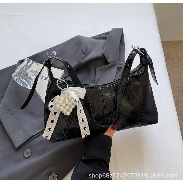 Popular Foreign Design Pearl Handbag Bag Women's 2025 New Crossbody Bag Bow One Shoulder Underarm Bag