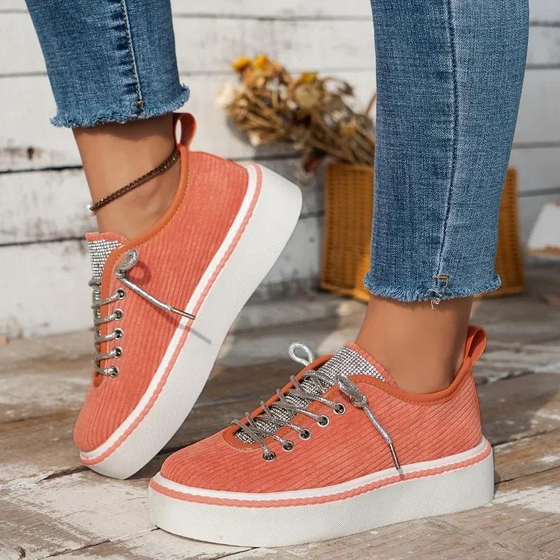 New Women's Low-top Vulcanized Round Toe Casual Shoes Flat Shoes Lace-up Walking Shoes Women Versatile Comfortable