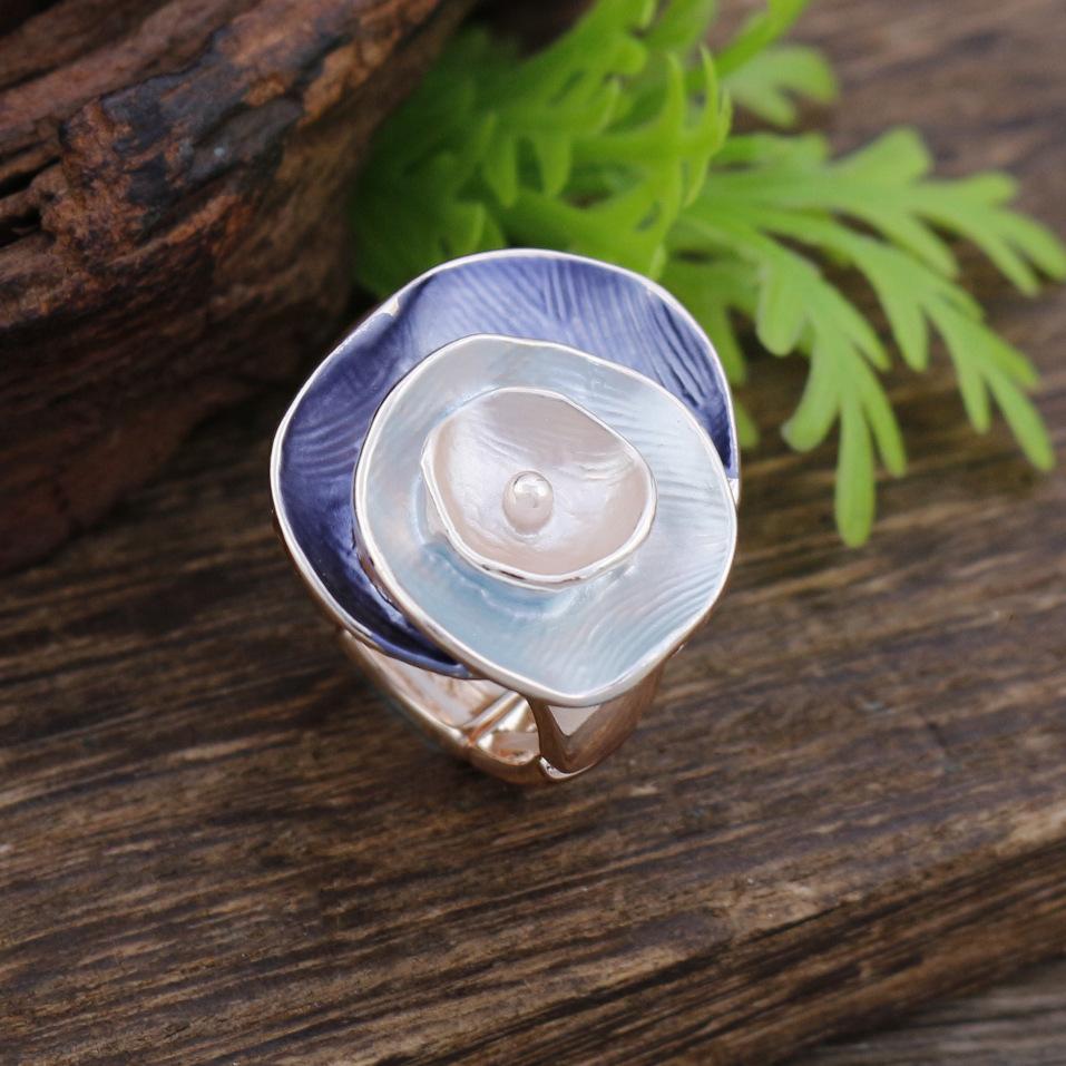 Новое эмалевое геометрическое кольцо-резинка с розой, женская мода, высококлассное трехмерное кольцо с цветком