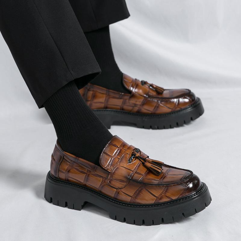 Men's Shoes Large Size Four Seasons British Business Dress Leather Shoes Men's Fashion Versatile Platform Leather Shoes Gloafers