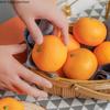 Имитация фруктов Модель Искусственный апельсин Поддельные апельсины Искусственные фрукты Игрушки Еда Фотореквизит Ротанговый поднос для хранения Корзина