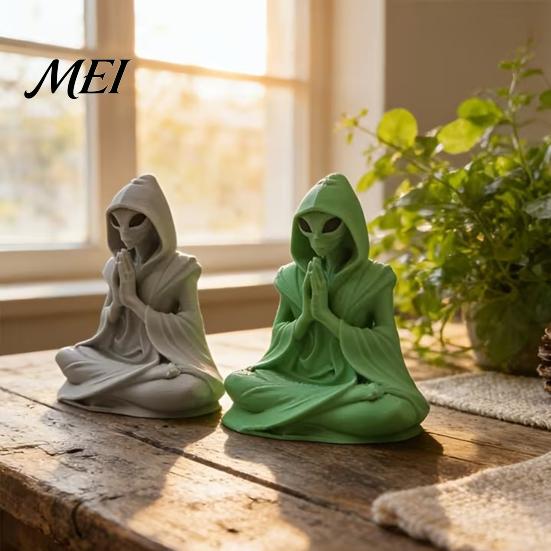 Matte Gray Meditation Figure 3D Printed Alien Statue, Zen Desk Decor Ornament, Sci-fi Sculpture Cute Extraterrestrial Figurine for Home Office, Sci Fi