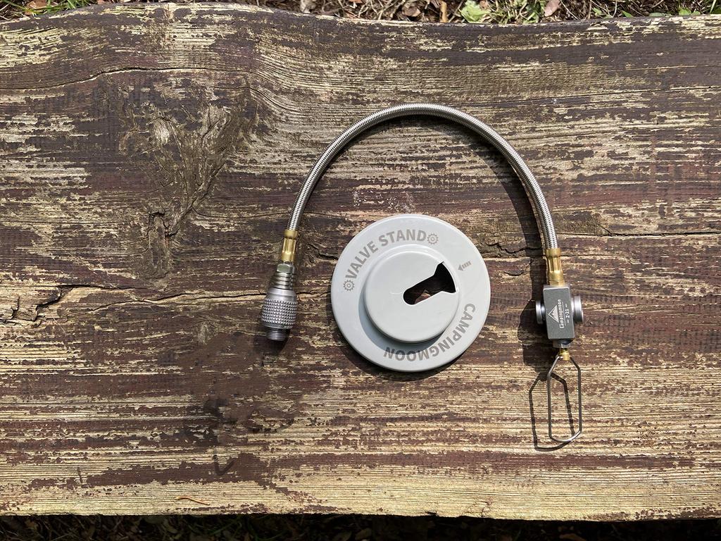 CAMPING MOON Z21-25 Газовый шланг Multi-Gas для одного горелки, с клапаном, резьбовой, для баллонов OD, и включает подставку-дозатор