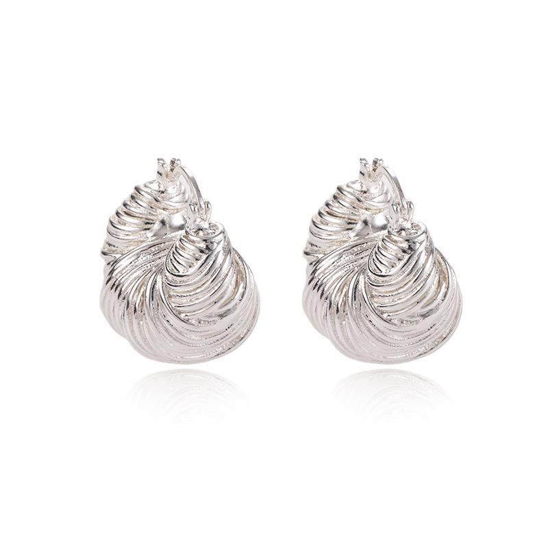 European and American cold wind niche design sense brass gold-plated temperament versatile metal winding horn fashion earrings ear buckles