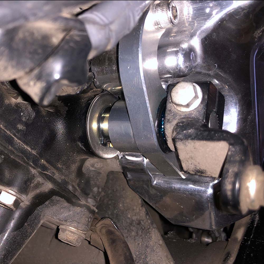 Gear Shift Stabilizer Support Holder Bracket For Kawasaki Z900 Z900RS Z 900 RS 900RS 2018 - 2023 Change Rod Retainer Accessories
