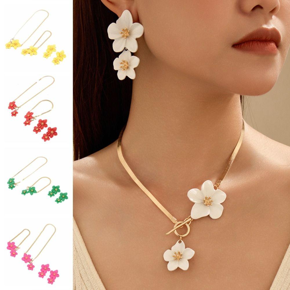 Metal Flower Jewelry Set Exaggerated Pendant Jewelry Suit Flower Necklace Earrings Set Party