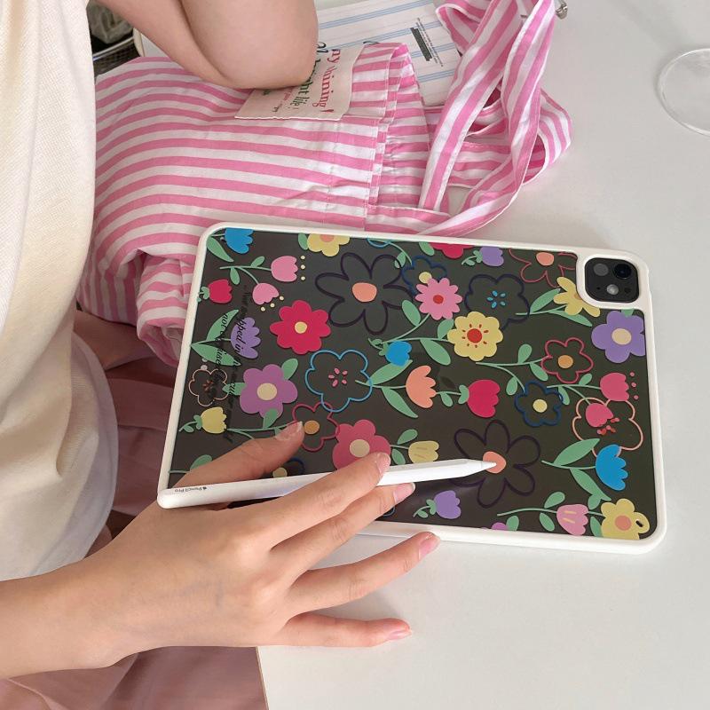 Цветочный кремовый чехол для iPad Pro 2021: Элегантный однослойный дизайн