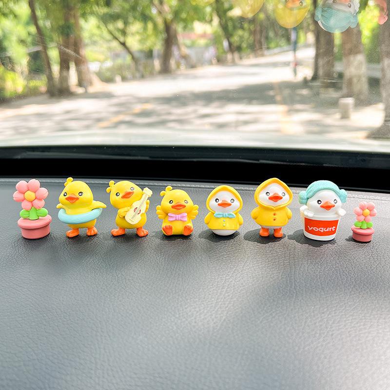 Украшение для приборной панели автомобиля в виде мини-поросенка - милое украшение для интерьера