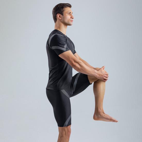 2 шт./компл., мужской купальник со средней посадкой и круглым вырезом с коротким рукавом и принтом, облегающая футболка, комплект для плавания, пляжная одежда