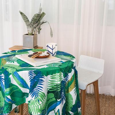 Белая хлопковая скатерть с рисунком из листьев на 2 персоны