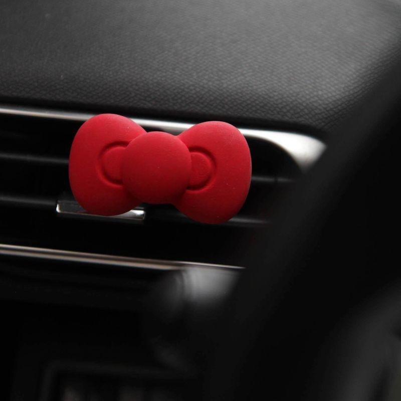 2024 New Car Fragrance Pendant Hello Kitty Cute Couple Air Vent Ornament Aroma Diffuser Gypsum
