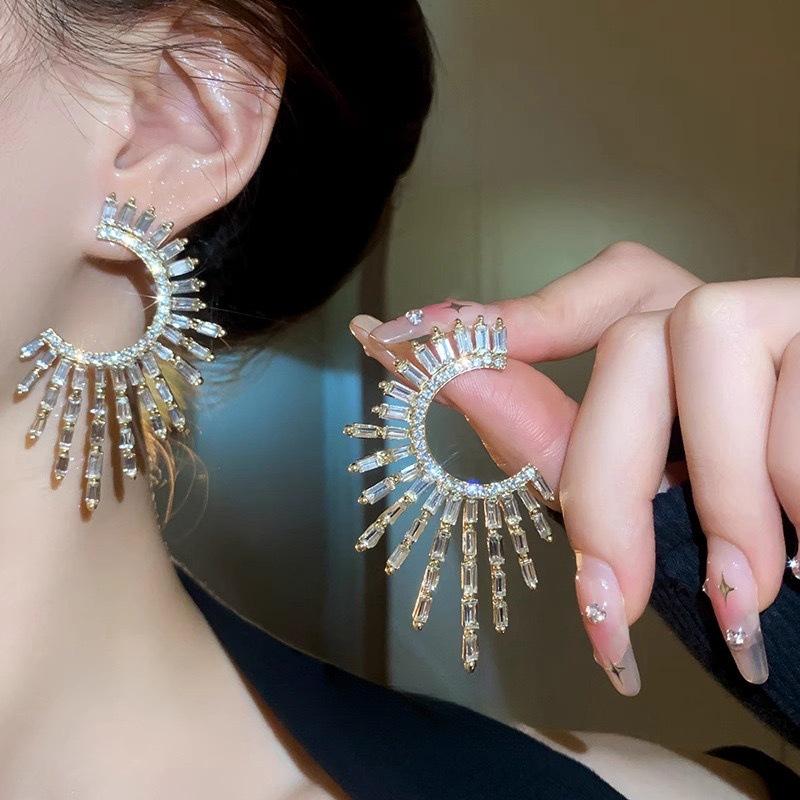 Элегантные европейские и американские серьги с кисточками из стразов – Длинный, атмосферный дизайн для модных женщин