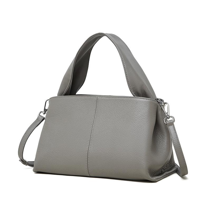 Women's Retro Classic Leather Shoulder Top Layer Leather Small Fashion Trend Women's Bag