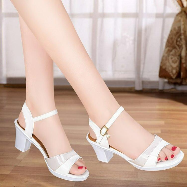 Летние Сандалии Женские На Высоком Каблуке Толстом Каблуке Рыбий Ротик Средний Каблук Пряжка с Патентной Кожей Цветовое Сочетание Мать Женская Обувь