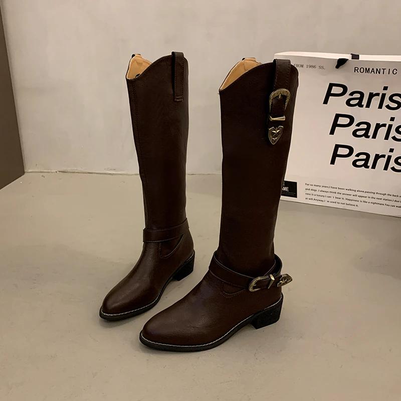 Акция на женскую обувь 2024 года, высококачественные женские ботинки, зимние, с пряжкой, острым носком, однотонные, высокие, на толстом каблуке, рыцарские ботинки