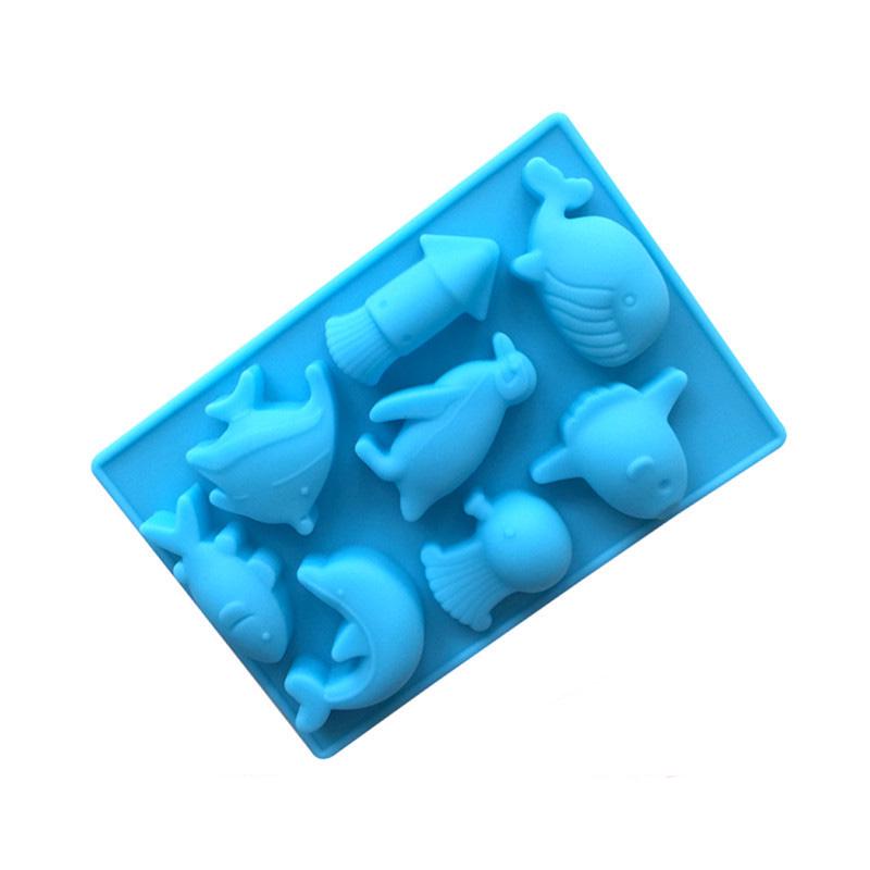 Ice Cube Cartoon 8 Hole Fish Dolphin Ice Tray Chocolate Mold DIY Baking Mold Aromatherapy Mold