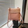 New Autumn Simple and Beautiful Faux Fur Lamb Wool Pocket Fashion Messenger Shoulder Bag for Women