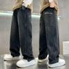 Джинсовые брюки для мальчиков однотонные эластичные брюки с поясом детские джинсы свободные брюки с широкими штанинами подростковые повседневные прямые брюки
