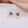 Новые модные двухслойные полые треугольные черные серьги-гвоздики в форме ракушки для женщин, модные не выцветающие серьги, женские вечерние украшения