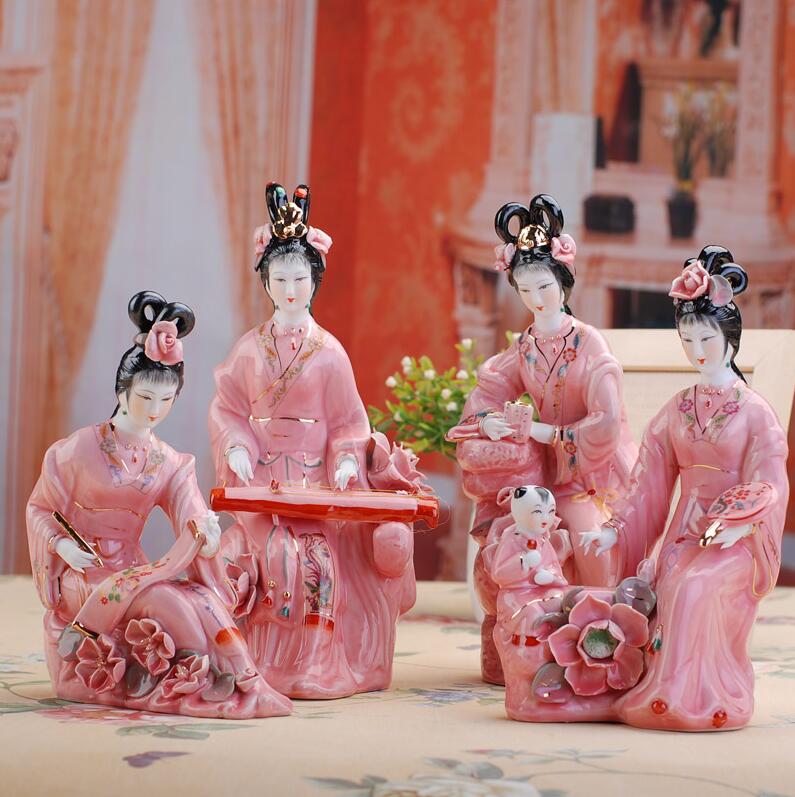 Цзиндэчжэнь Ручная работа Классическая керамическая статуэтка красавицы Фарфоровая шахматная роспись Скульптура Домашнее украшение для гостиной Ремесленное украшение