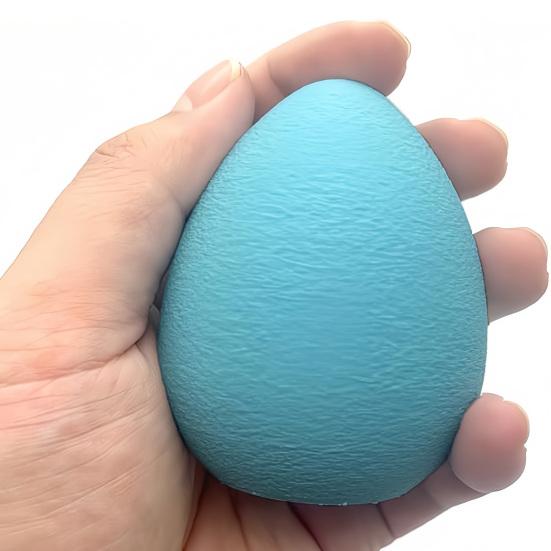 3D-печатная игрушка в виде яйца со средним пальцем. Цветное пасхальное яйцо со средним пальцем.