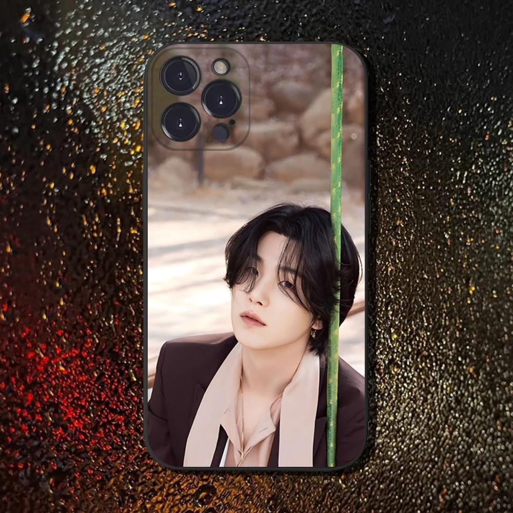 Чехол для телефона Suga Min Yoon-gi для iPhone 16,15,14,13,12,11 Plus,Pro Max,XS,X,XR,SE,Mini,8,7, Мягкий силиконовый черный чехол