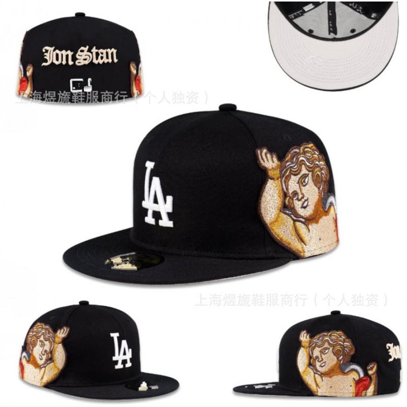 Unisex Cotton Baseball Cap With 3D Embroidery Leopard Print Adjustable Fit Winter Hat