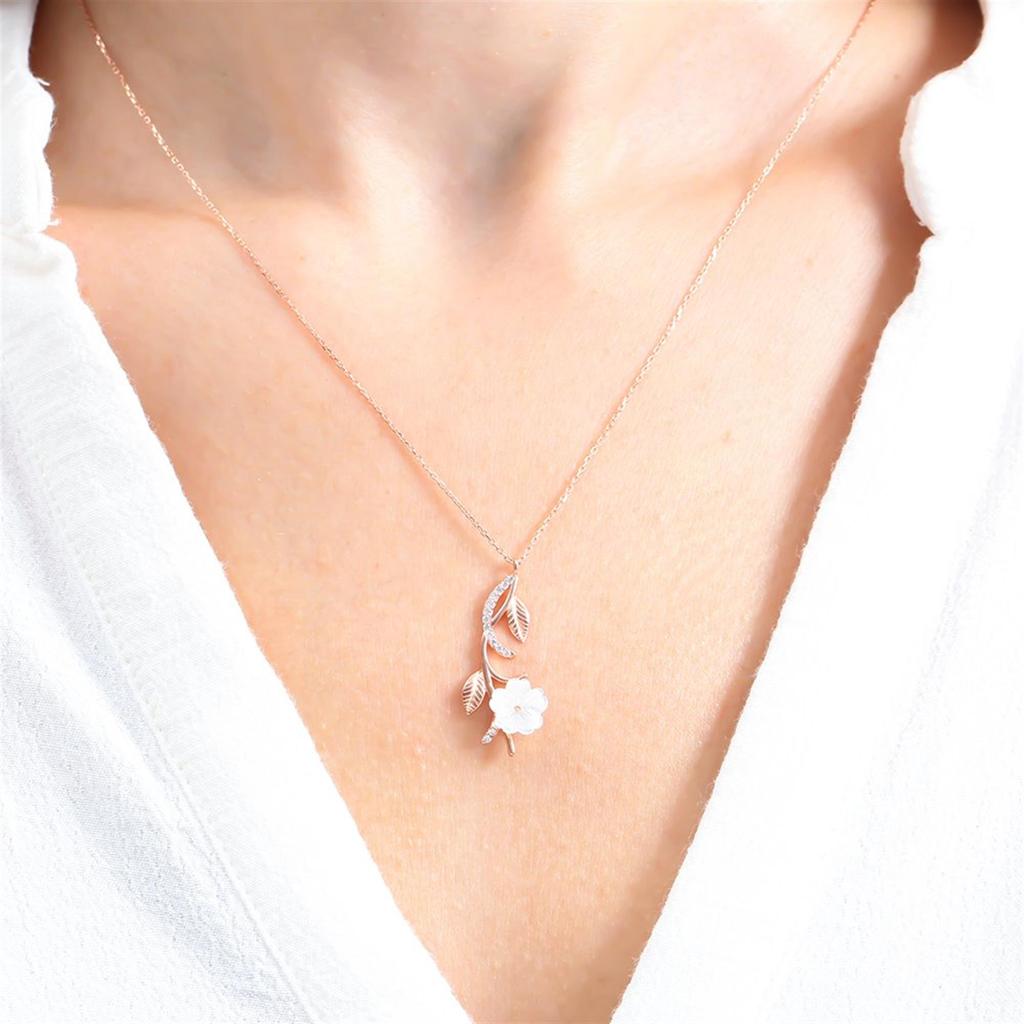 Italian Design Spring Bud Flowers Silver Necklace