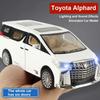 Модель игрушечной машины Alphard