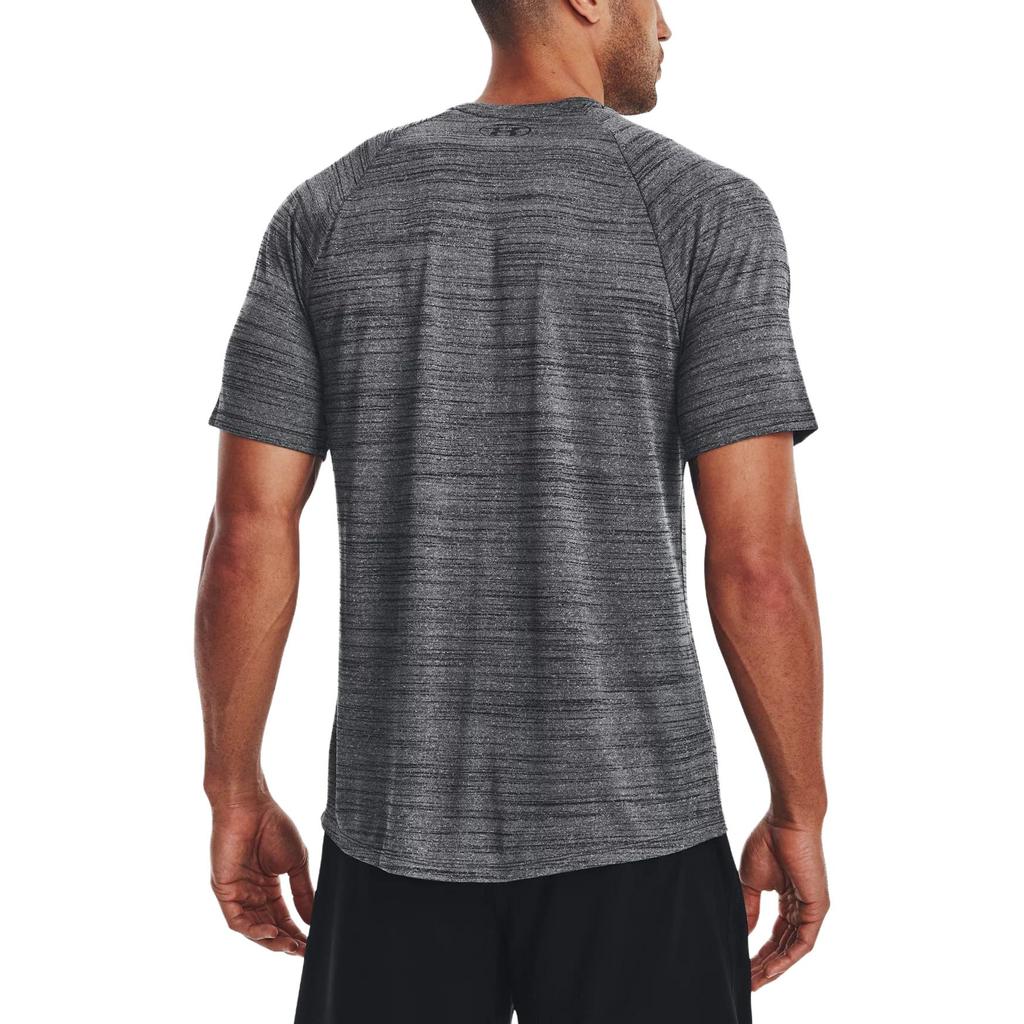 Under Armour Футболки Мужские Черные С Круглым Вырезом Умеренный Прямой Крой 1377843-001
