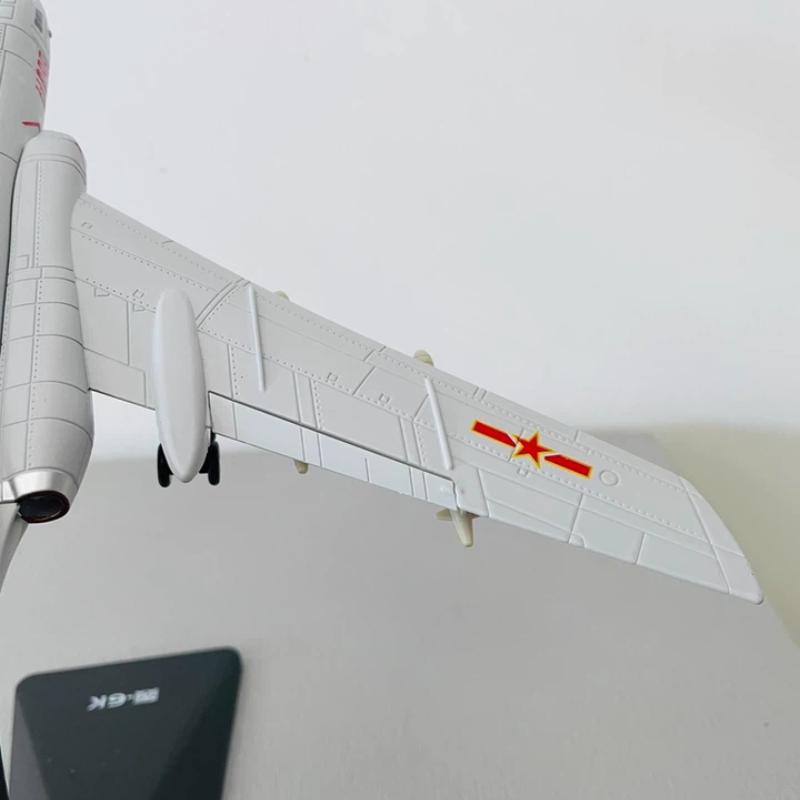 God Of War H-6k Средний и Дальний Бомбардировщик Модель из Сплава Симуляция Военный Самолет Истребитель Коллекция Украшение