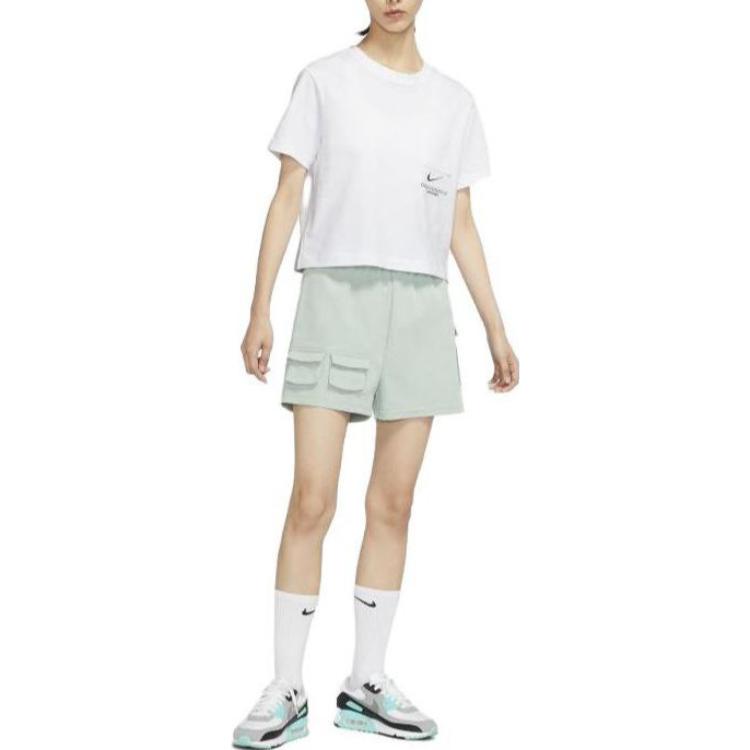 Nike T Shirts Women's White Crew Neck Moderate Straight Fit DN4852-100